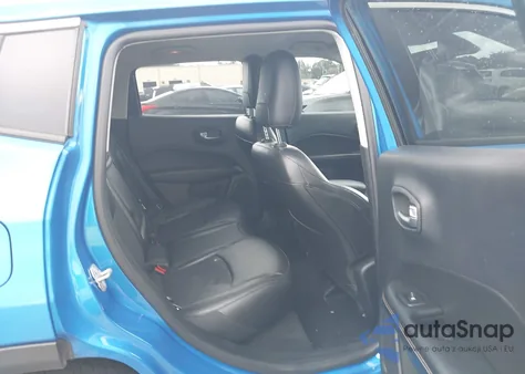 2019 Jeep Compass Latitude 4X4 from USA, damaged, VIN 3C4NJDBB5KT593451